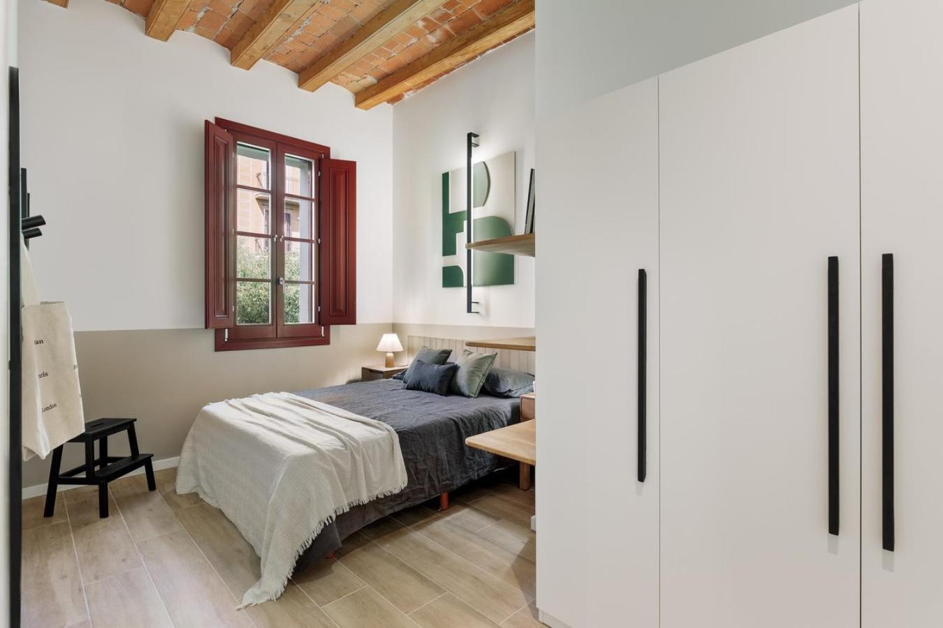 Xelida - 2 Bedrooms And Balcony In Sant Antoni Barcelona